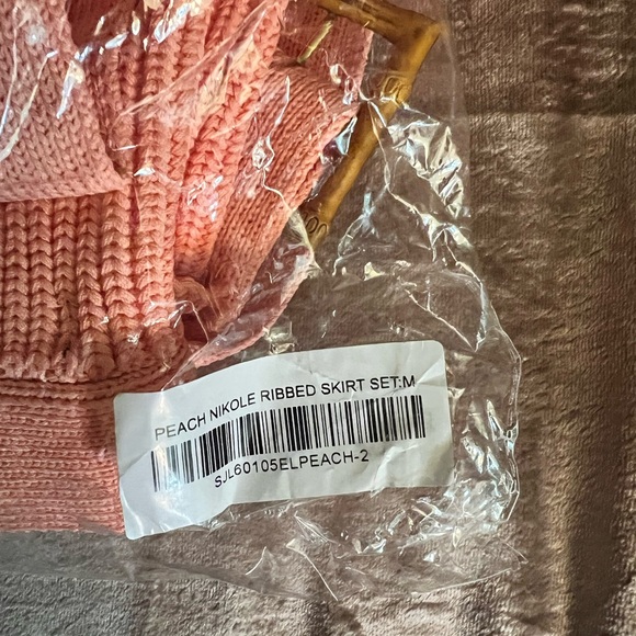 JLUX LABEL PEACH NICOLE RIBBED SET *SOLD OUT* - Picture 5 of 9